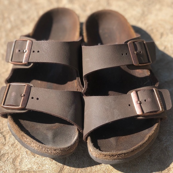 Birkenstock Other - Birks !!! Sz 33. Excellent condition 💛💛